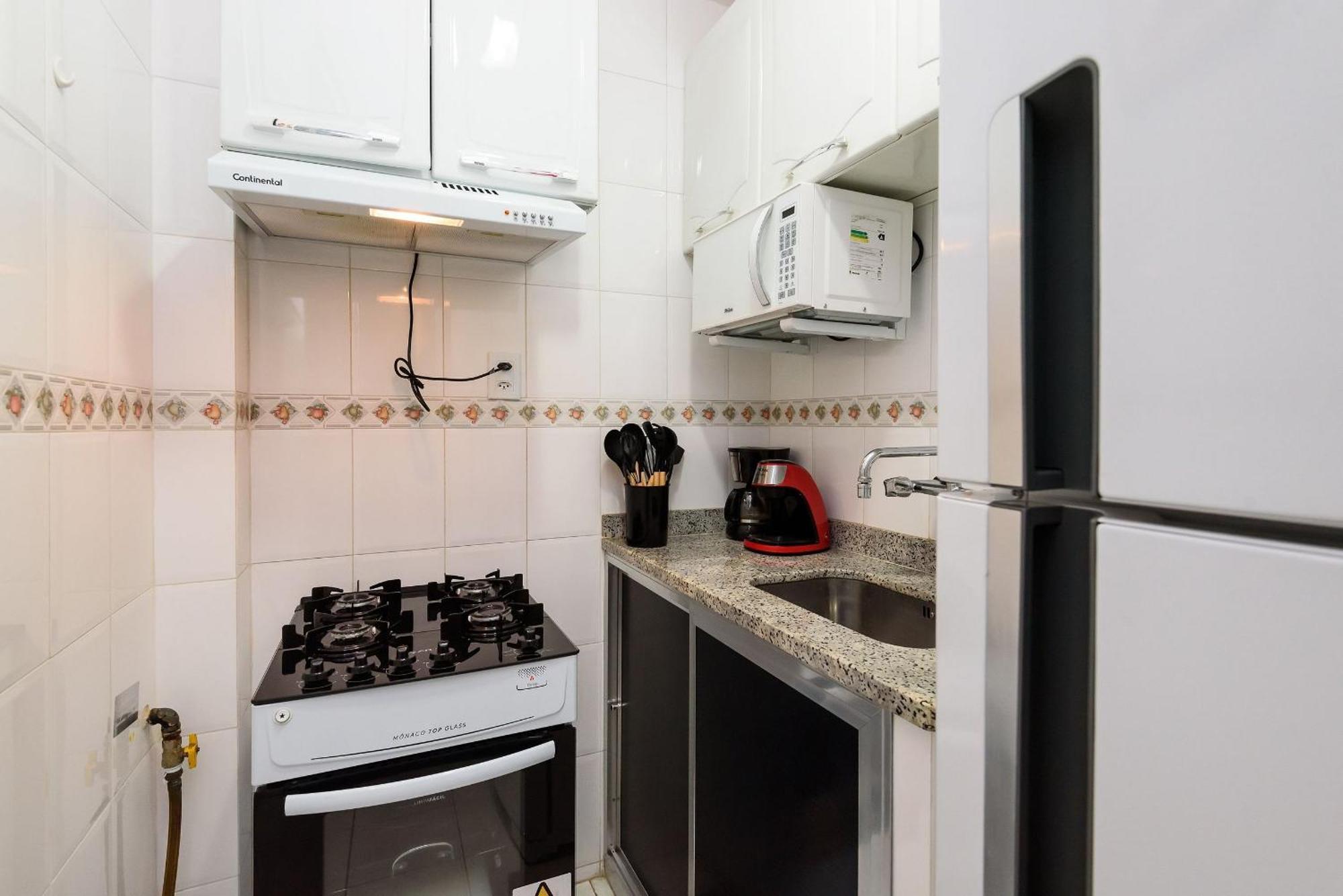 Quarto&sala A 200 M Da | Nsc 534/903 * Río de Janeiro